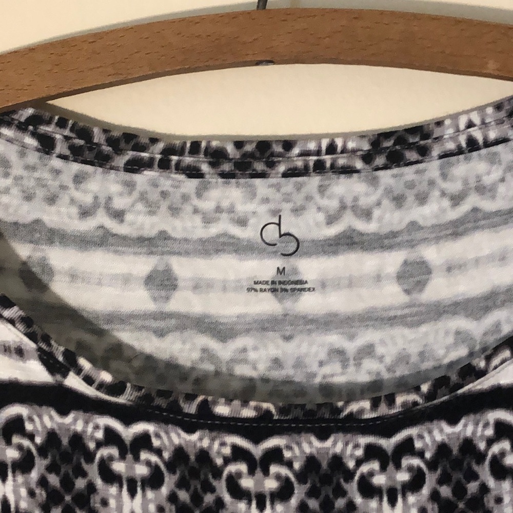 Tshirt - Picture 3 of 3